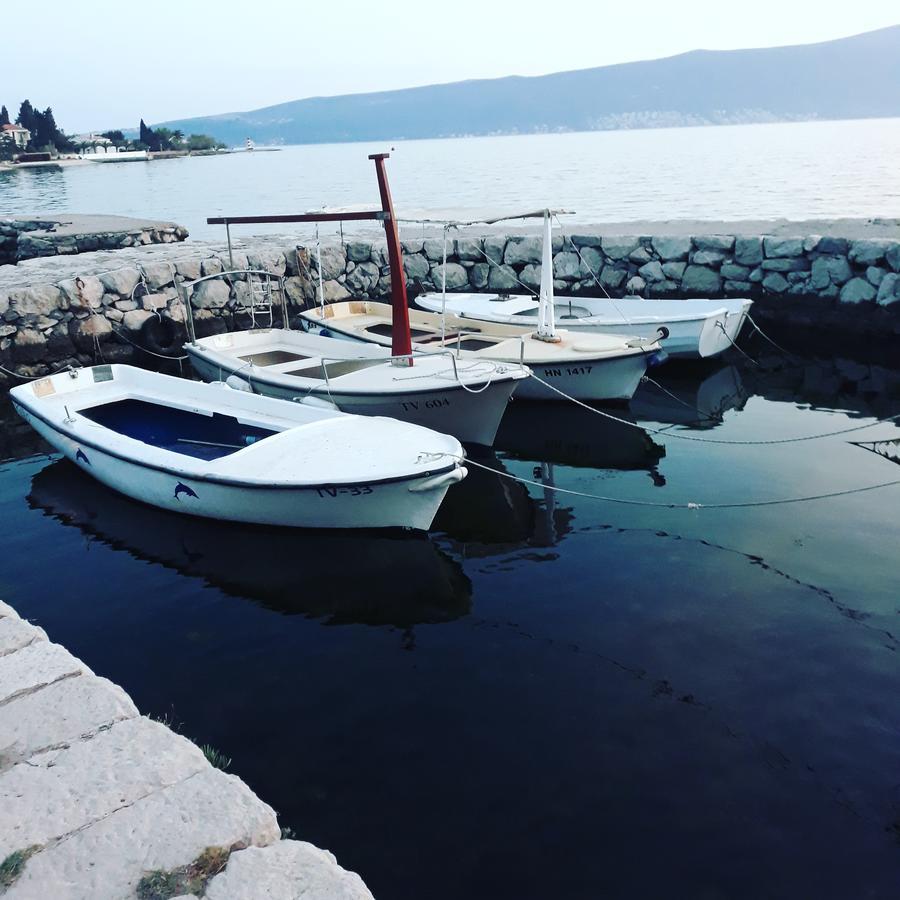 Hotel Sobe Tivat Exterior foto