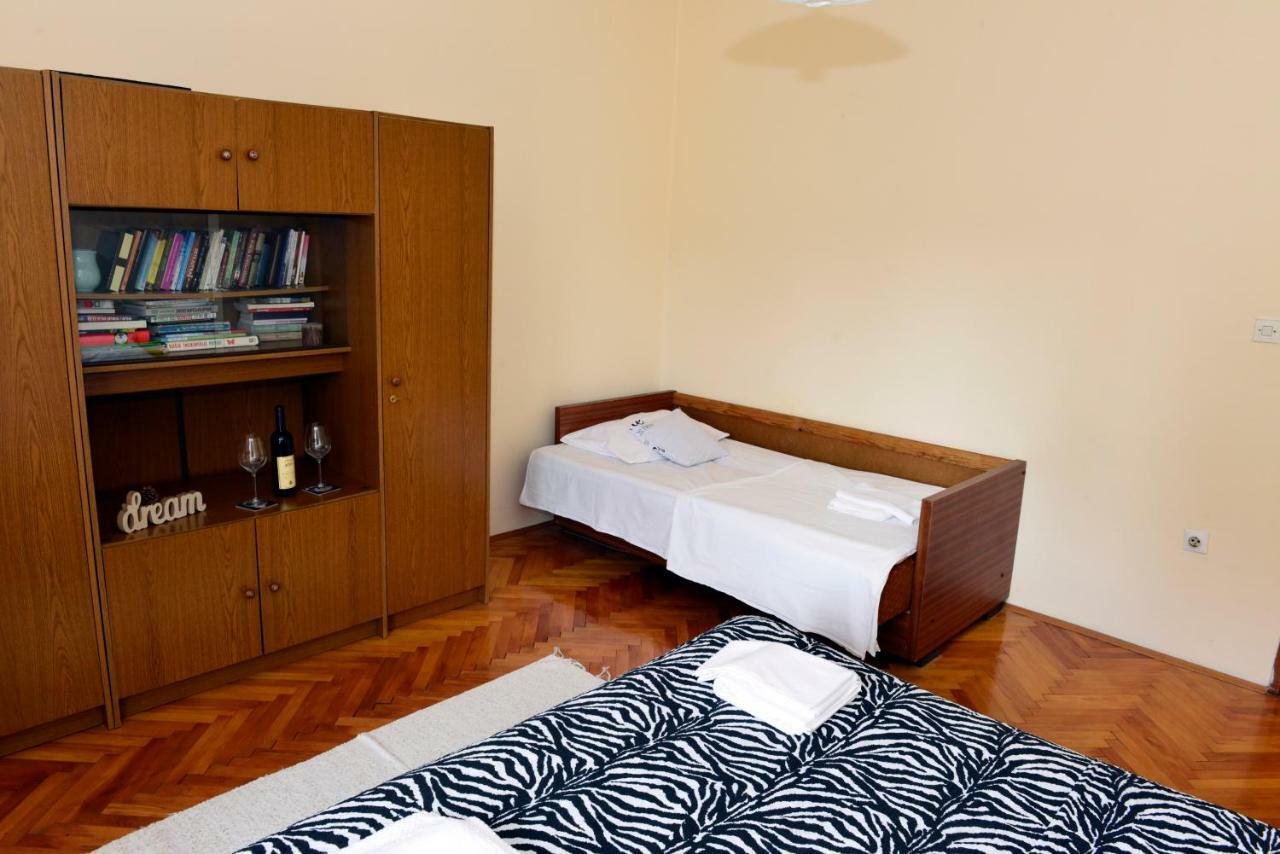 Hotel Sobe Tivat Exterior foto