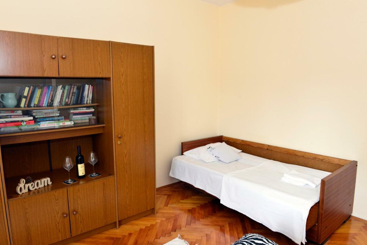 Hotel Sobe Tivat Exterior foto