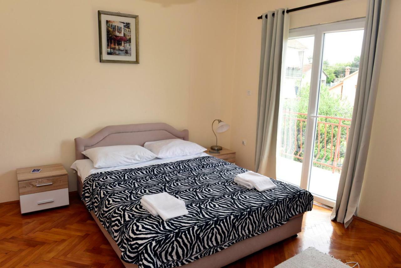 Hotel Sobe Tivat Exterior foto